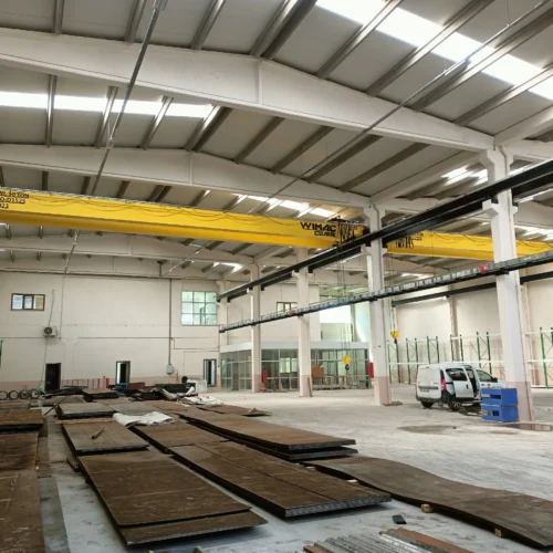 metal cutting factory heavy duty cranes
